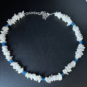 Vintage 16” Puka Shell Choker Necklace
